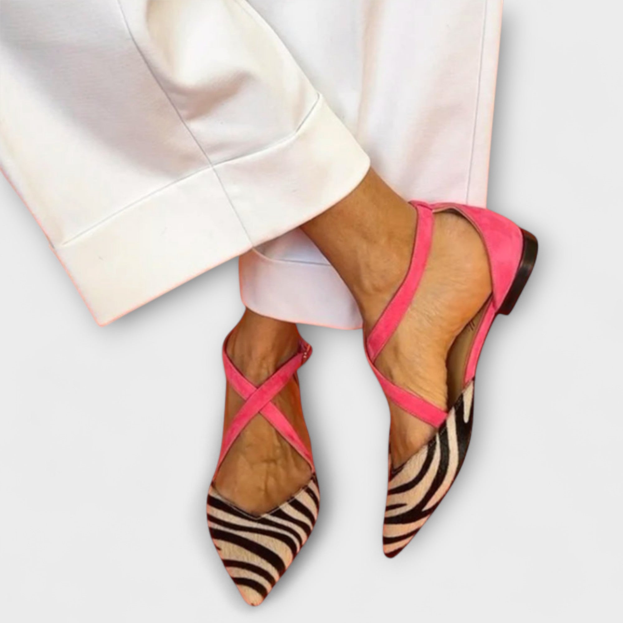 Gabrielle - Mocasines elegantes con sofisticado detalle de banda