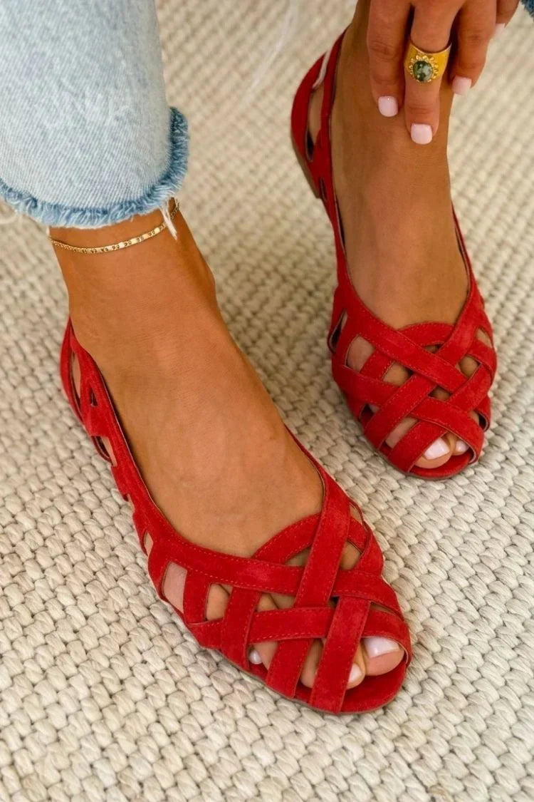 Jenefer | Sandalias planas elegantes de punta abierta con modernas tiras de tela cruzadas